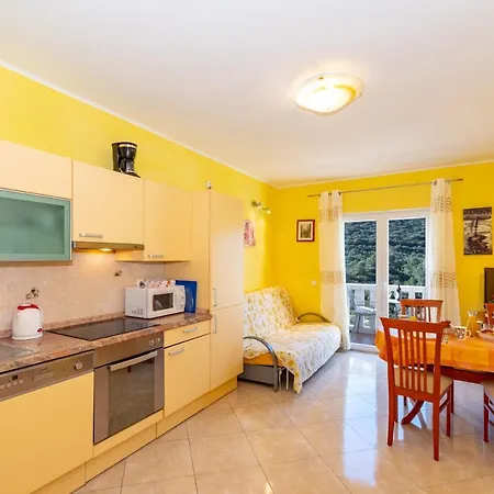 Castello Apartamento *