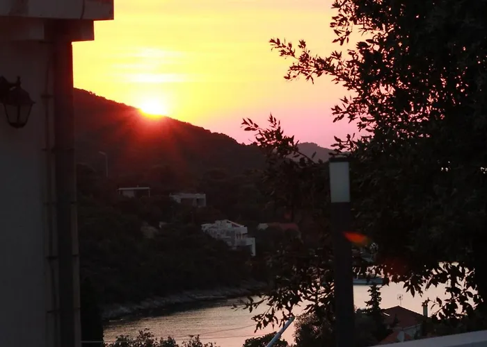 Castello * Zrnovo