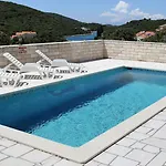 Castello Apartamento