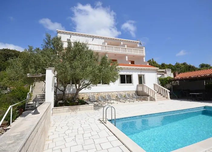 Apartamento Castello Zrnovo